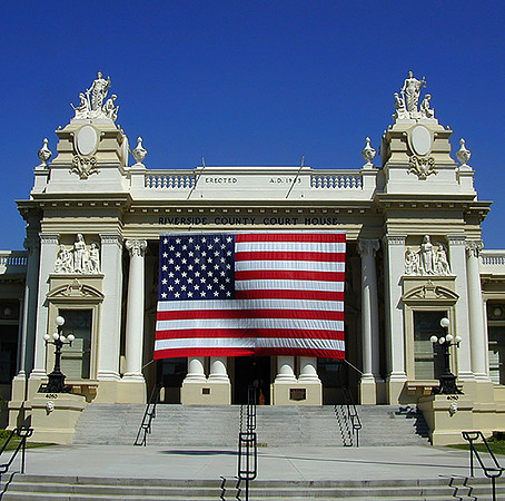 Courthouse wide