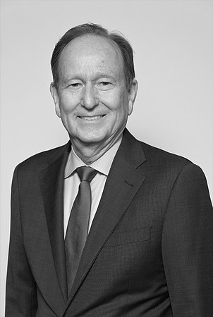 MJE_5146 copyBW