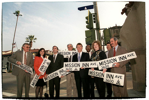 3169d_18a.tif Inn St. naming copy