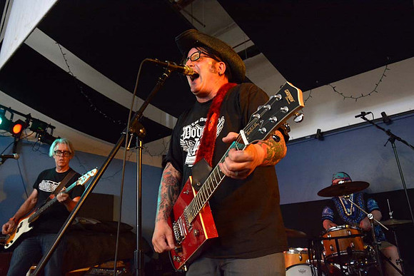 MJE_3401