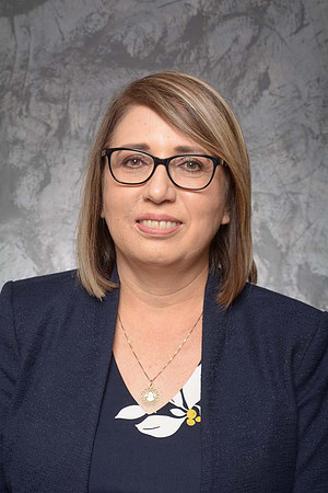 MJE_8600